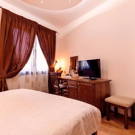 Downtown Apartment *
